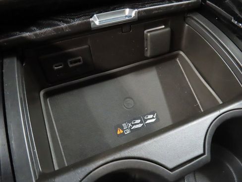 Used 2021 GMC Yukon Denali w/ Denali Premium Package image 65