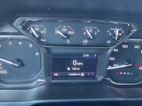 Used 2021 GMC Sierra 1500 AT4 image 16