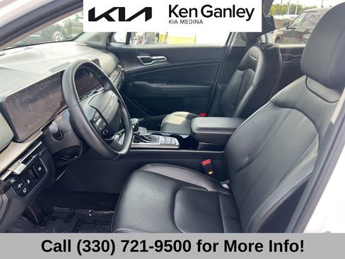 Certified 2026 Kia Sportage EX FWD image 42