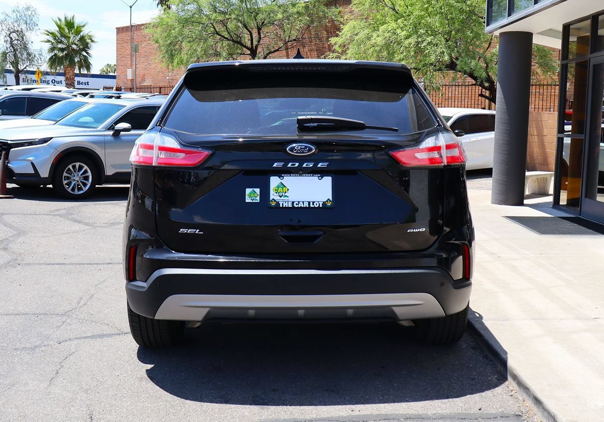 Used 2021 Ford Edge SEL w/ Cargo Accessory Package AWD/4WD image 11