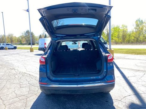 Used 2020 Chevrolet Equinox LT w/ Driver Convenience Package FWD image 18