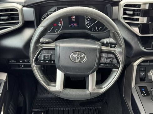 Used 2023 Toyota Tundra SR5 w/ SR5 Convenience Package AWD/4WD image 11