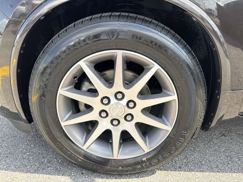 Used 2013 Buick Enclave Leather FWD image 9