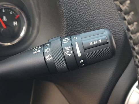 Used 2016 Jeep Wrangler Unlimited Sahara w/ Connectivity Group AWD/4WD image 20