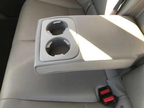 Used 2014 Subaru Forester 2.5i Limited image 45