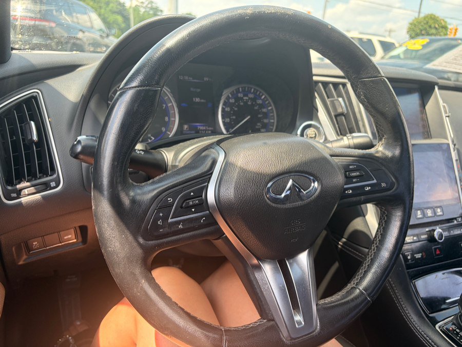 Used 2018 INFINITI Q60 3.0t Luxe w/ Sensory Package 3.0T Luxe RWD image 20