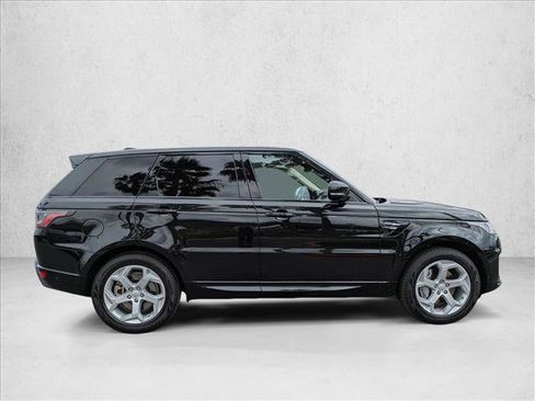 Used 2018 Land Rover Range Rover Sport HSE AWD/4WD image 4