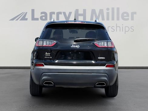 Used 2019 Jeep Cherokee Latitude Plus AWD/4WD image 5