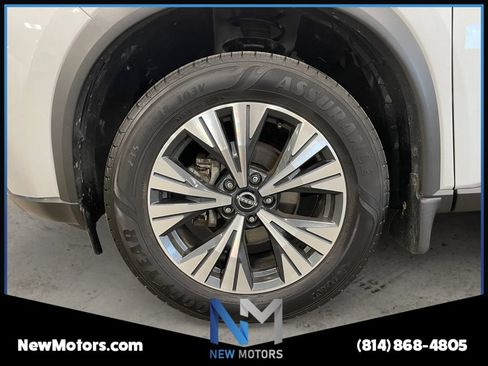 Used 2023 Nissan Rogue SV w/ SV Premium B Package AWD/4WD image 14