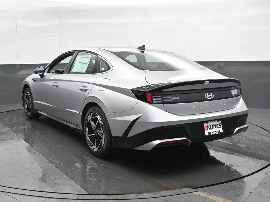 New 2026 Hyundai Sonata SEL FWD image 10