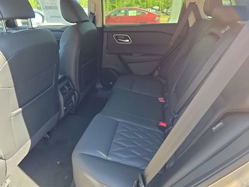 New 2026 Nissan Rogue Platinum w/ Platinum Premium Package AWD/4WD image 13