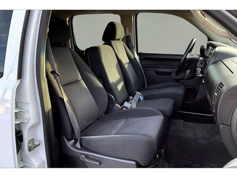 Used 2014 GMC Sierra 2500 SLE w/ SLE Preferred Package image 27