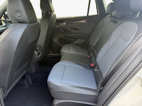 New 2026 Volkswagen Tiguan SE R-Line AWD/4WD image 13