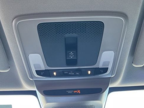 New 2026 Honda HR-V EX-L image 19