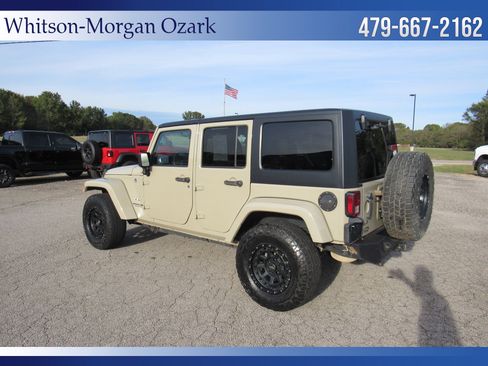 Used 2017 Jeep Wrangler Unlimited Sahara w/ Dual Top Group image 9