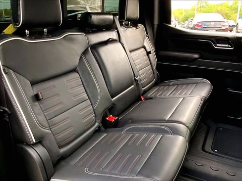 Used 2024 GMC Sierra 1500 AT4X image 20