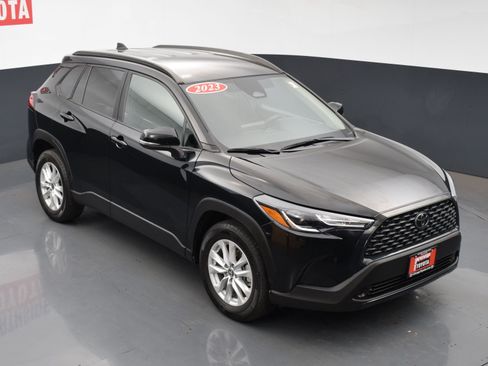 Used 2023 Toyota Corolla Cross LE image 22