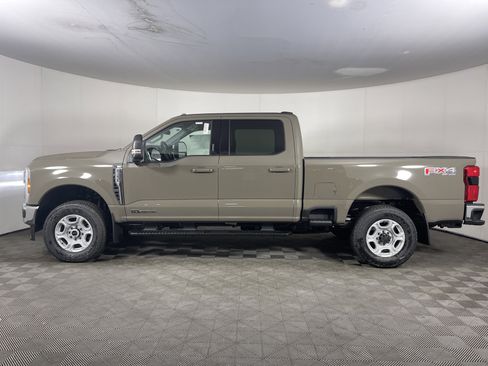 New 2026 Ford F350 XLT w/ XLT Premium Package image 3