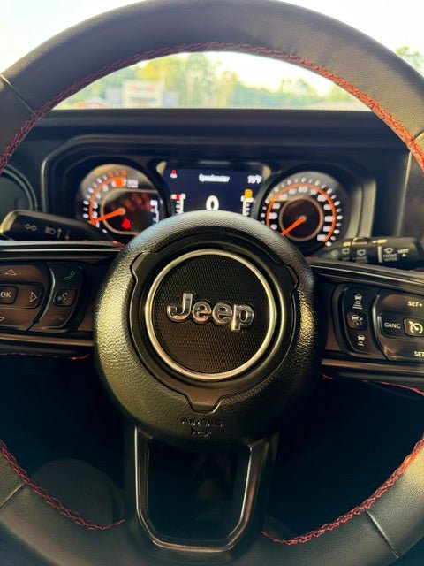 Used 2024 Jeep Wrangler Unlimited Rubicon w/ Technology Group AWD/4WD image 9