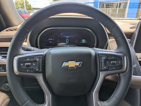 Used 2024 Chevrolet Tahoe Premier RWD image 18