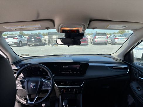 Used 2025 Buick Encore GX Preferred FWD image 32