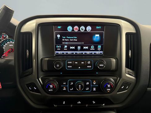 Used 2017 Chevrolet Silverado 1500 LT w/ All Star Edition AWD/4WD image 18