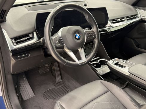 Used 2023 BMW X1 xDrive28i AWD/4WD image 4