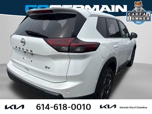 Used 2024 Nissan Rogue SV FWD image 4
