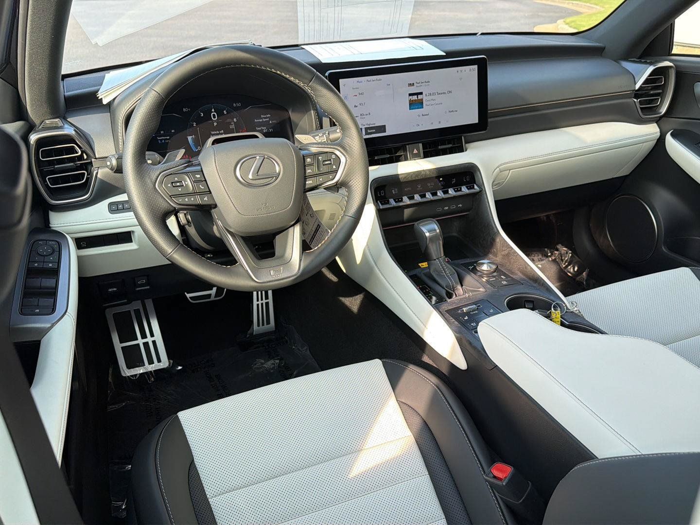 New 2026 Lexus IS 350 F Sport RWD image 18