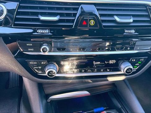 Used 2023 BMW 540i 540i w/ Premium Package image 20