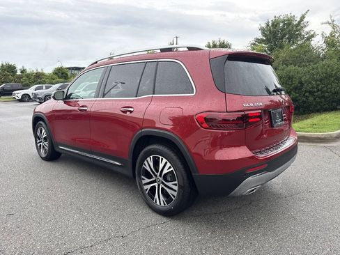 New 2025 Mercedes-Benz GLB 250 image 5