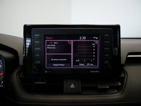 Used 2022 Toyota RAV4 XLE w/ Convenience Package image 20