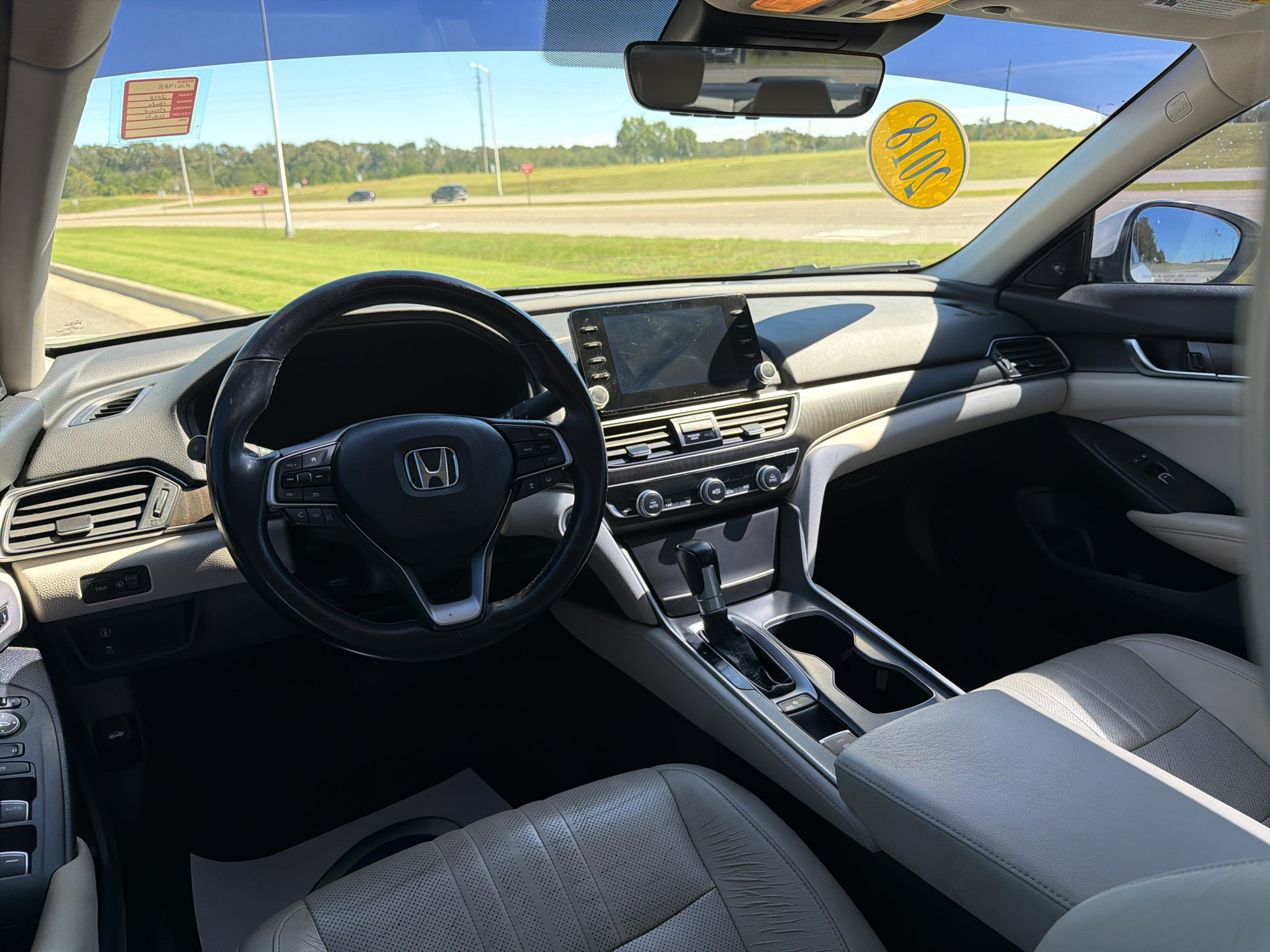 Used 2018 Honda Accord EX-L image 17