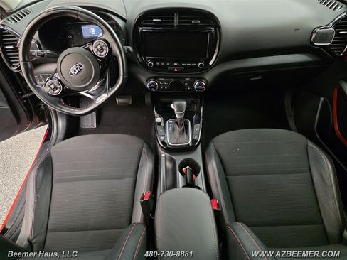 Used 2021 Kia Soul Turbo FWD image 24