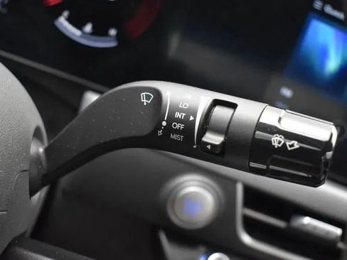 Used 2024 Hyundai Sonata SEL FWD image 25