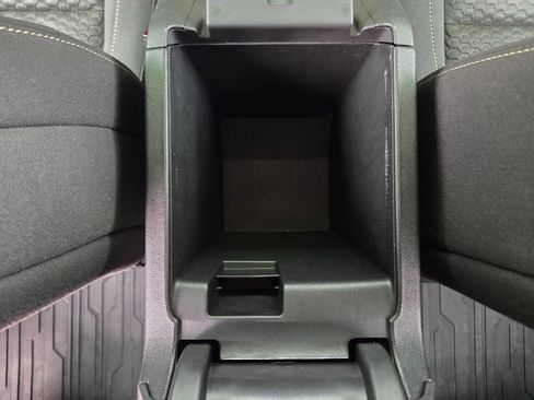 Used 2018 GMC Acadia SLE w/ LPO, Floor Liner Package image 29