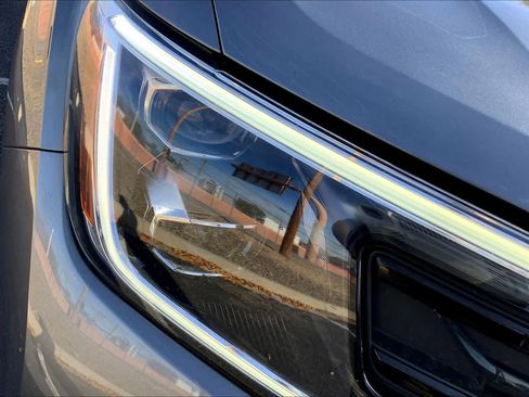 Used 2024 Volkswagen Atlas SEL Premium R-Line image 26