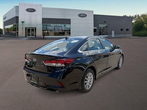 Used 2018 Hyundai Sonata SE FWD image 9