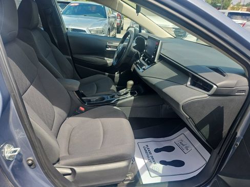 Used 2021 Toyota Corolla LE FWD image 19