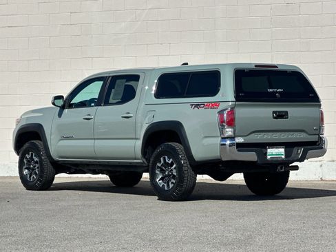 Used 2023 Toyota Tacoma TRD Off-Road AWD/4WD image 5