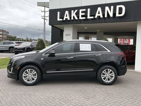 Certified 2022 Cadillac XT5 Luxury FWD image 2