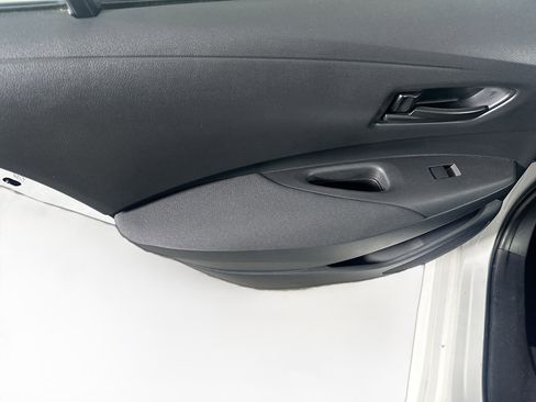 Used 2024 Toyota Corolla LE image 27