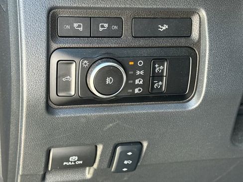 Used 2023 Ford F150 Lariat image 22
