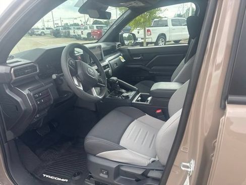 New 2026 Toyota Tacoma TRD Off-Road AWD/4WD image 12