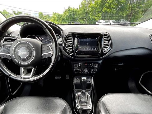 Used 2020 Jeep Compass Latitude image 14
