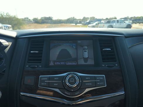 Used 2015 INFINITI QX80 w/ 22" Wheel Package image 11