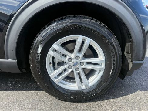 Certified 2021 Ford Explorer XLT RWD image 63