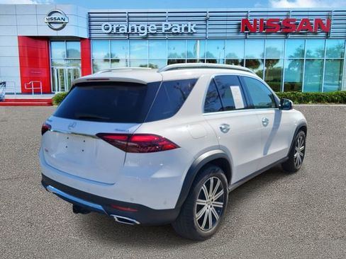 Used 2024 Mercedes-Benz GLE 450 4MATIC image 2