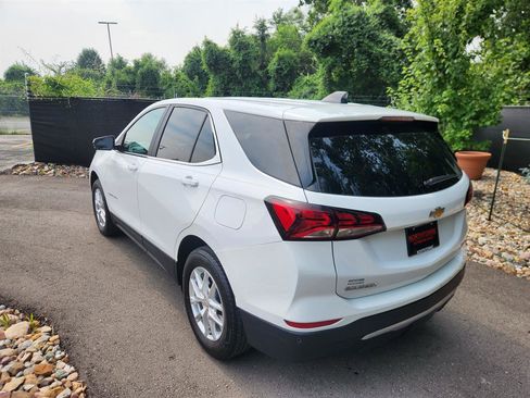 Used 2024 Chevrolet Equinox LT image 3