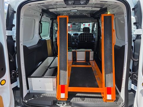 Used 2017 Ford Transit Connect XL FWD image 12
